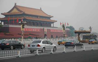 Videoüberwachung entlang der Chang'An Avenue, Tiananmen Square, Peking